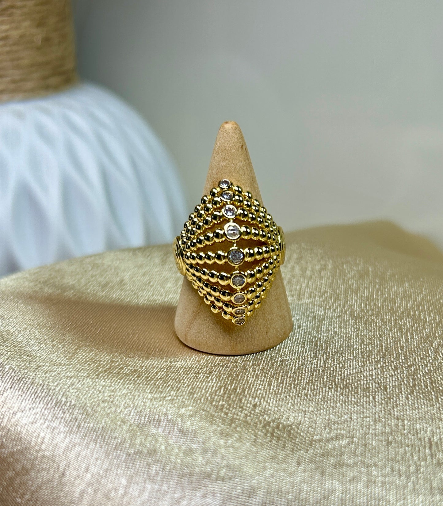Reina Ring