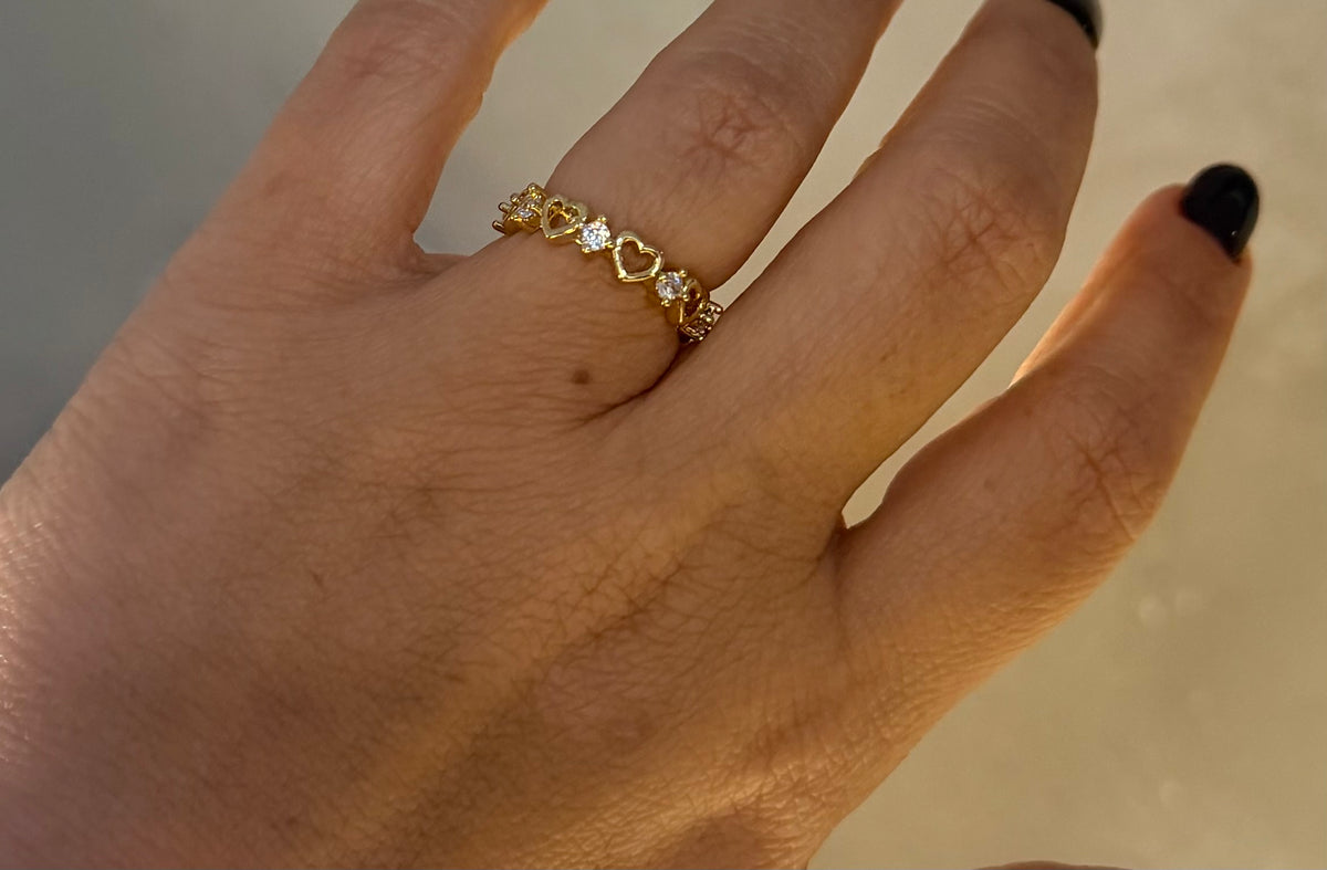 Amore Ring