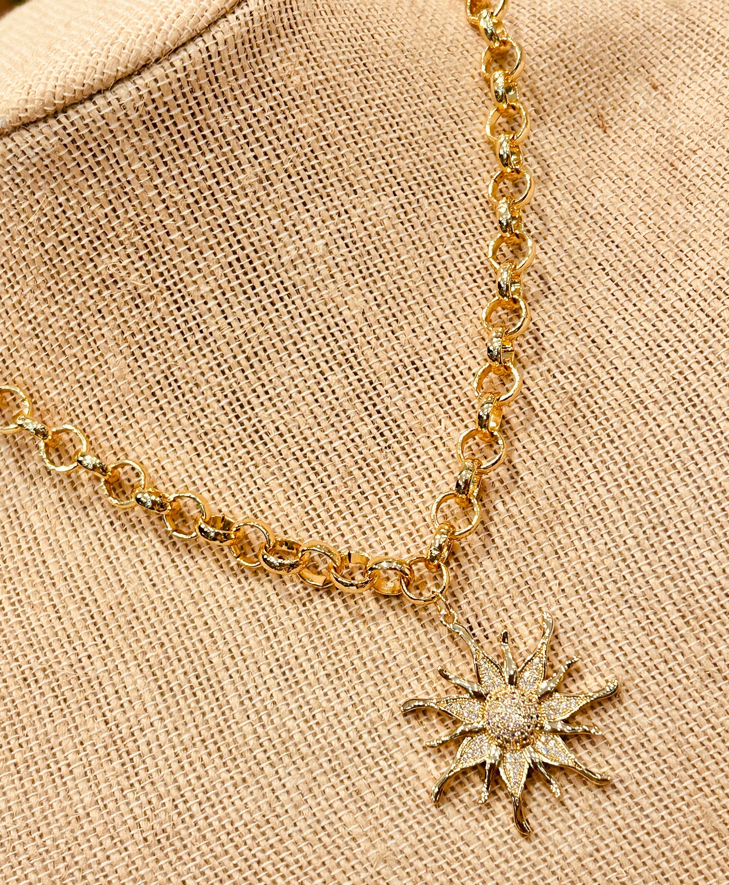 Icaco Necklace